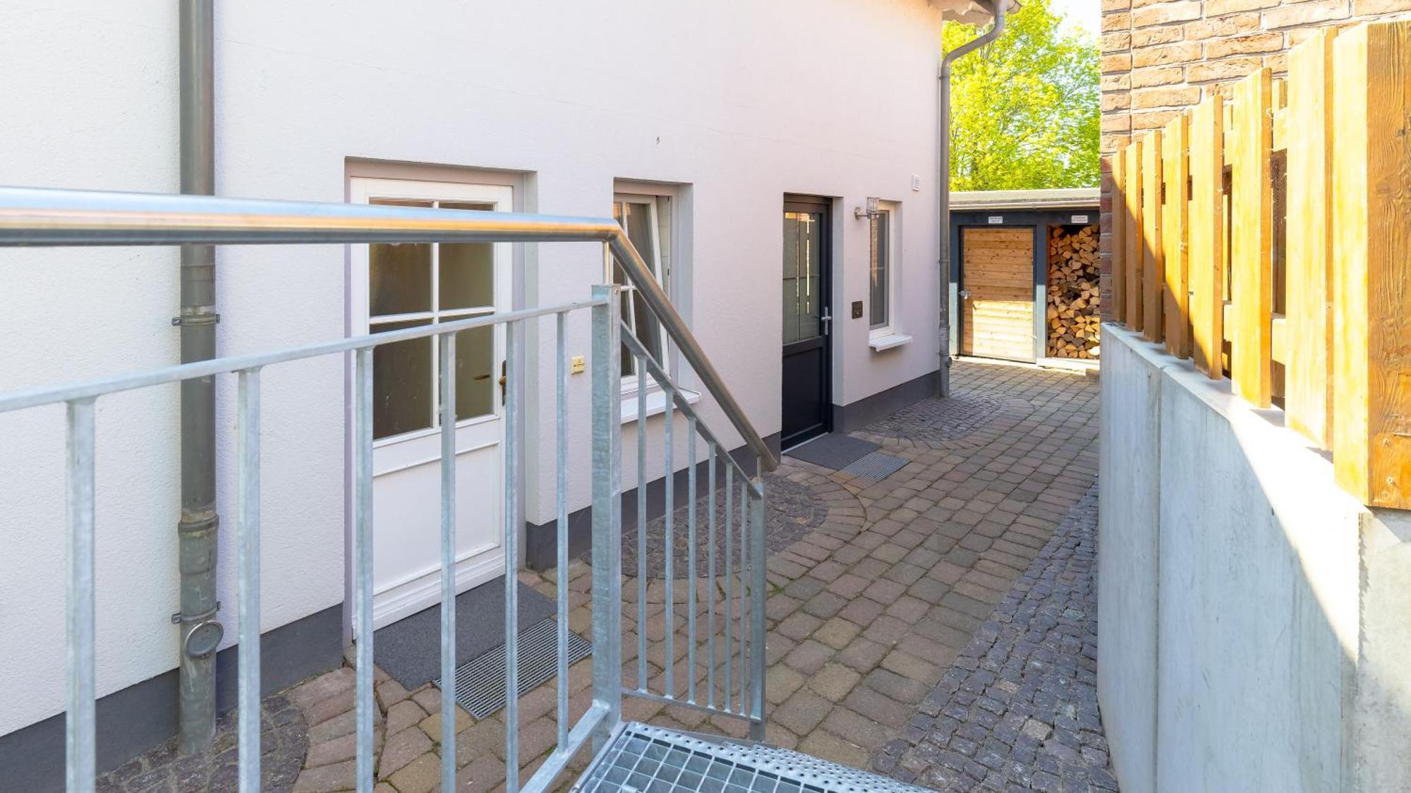 Haus Seeblick Mit 9 Wohnungen Alt Reddevitz Esterno foto