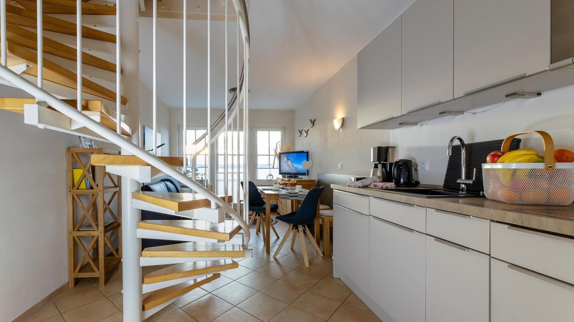 Haus Seeblick Mit 9 Wohnungen Alt Reddevitz Esterno foto